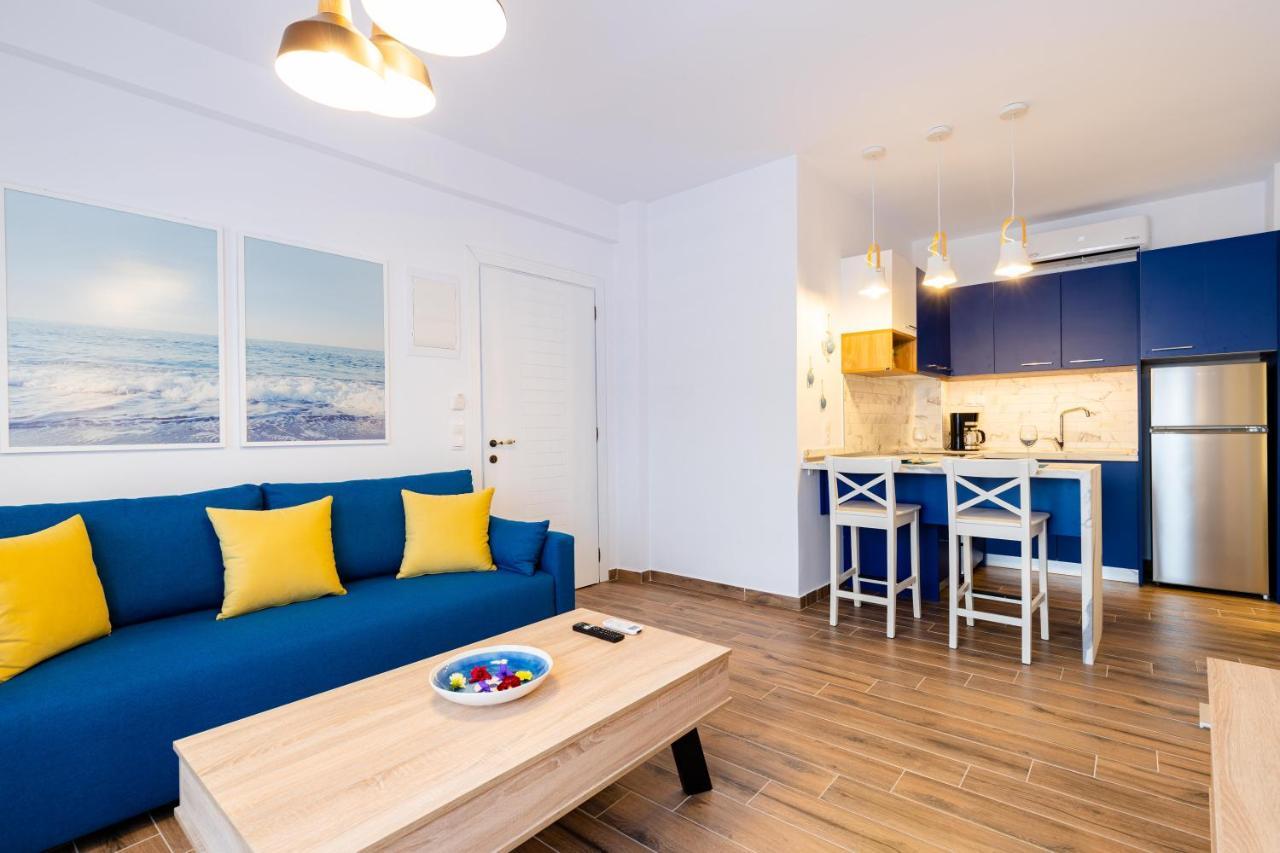 Elvis Nest Apartment Неа Мудания Екстериор снимка