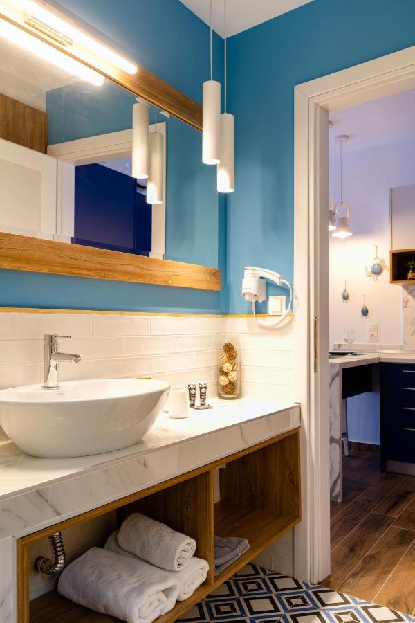 Elvis Nest Apartment Неа Мудания Екстериор снимка